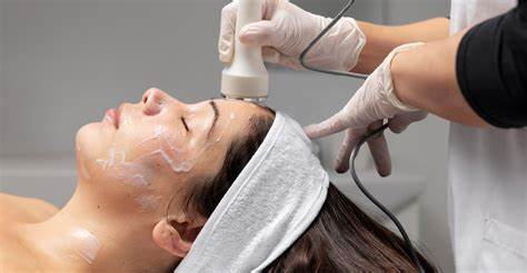 Hydra Facial